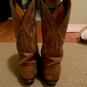 Nocona boots size 8.5